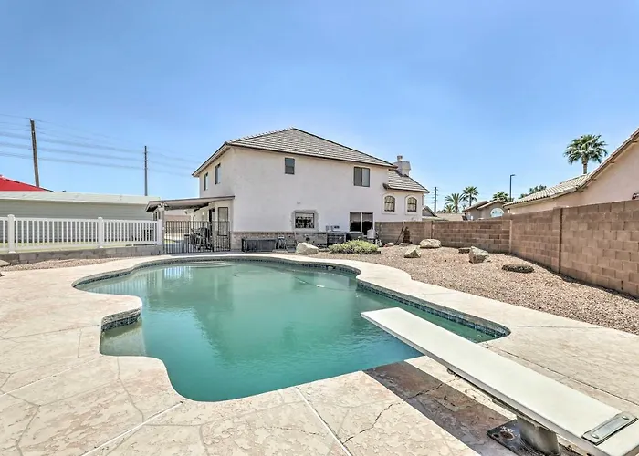 Apartment 2 Mi To Dtwn Gilbert! Snowbird Escape W/ Pool Gilbert