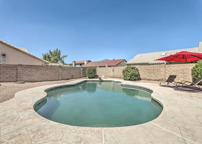 Apartment 2 Mi To Dtwn Gilbert! Snowbird Escape W/ Pool