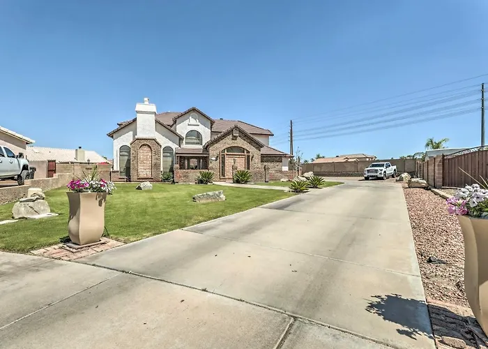 2 Mi To Dtwn Gilbert! Snowbird Escape W/ Pool Apartment *